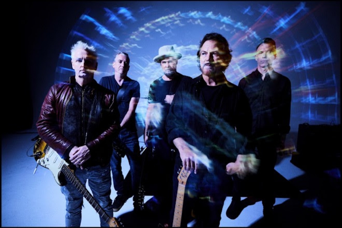 Pearl Jam lanza su nuevo sencillo "Dark Matter" 